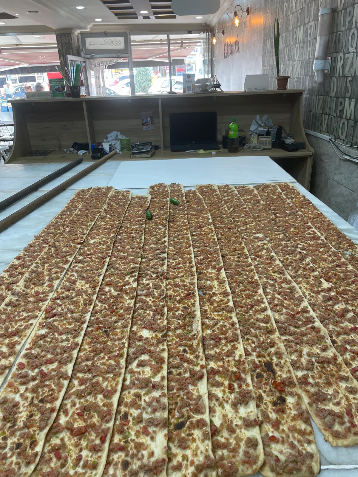 Karaman etli ekmek taze
